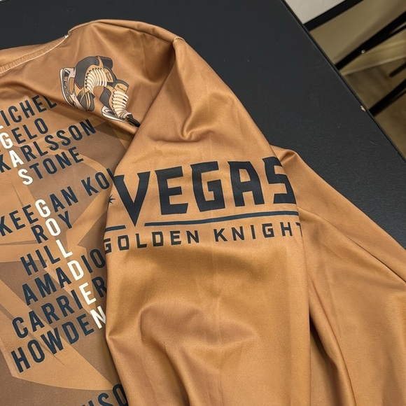 NHL Vegas Golden Knights Long Sleeve shirt. Size Men’s Medium. - Picture 5 of 9